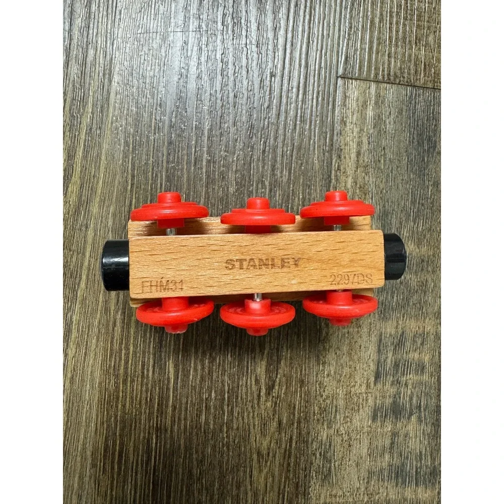 Thomas & Friends Wood Stanley Magnetic Wooden Railway Train Engine FHM31 2017